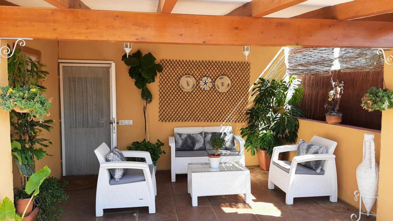 Chalet Vacacional Con Piscina Privada Y Barbacoa Tarragona Exterior photo